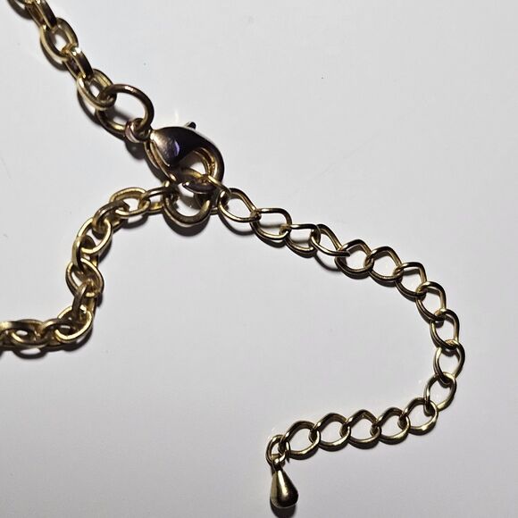 Gold Tone Red Enamel Circular Pendant With Red Rhinestone Accent Necklace 16 To - Picture 7 of 14